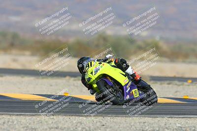 media/Dec-08-2024-CVMA (Sun) [[267e5a7075]]/Race 4-Amateur Supersport Middleweight/